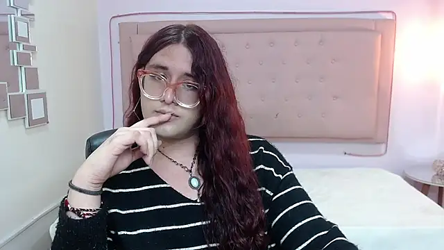 Snapshot of kathepickmanx chatting on 14, 9, 2025 kathepickmanx online show from 14, 9, 2025