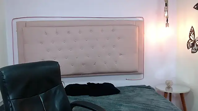 Snapshot of kathepickmanx chatting on 26, 9, 2025 kathepickmanx online show from 26, 9, 2025