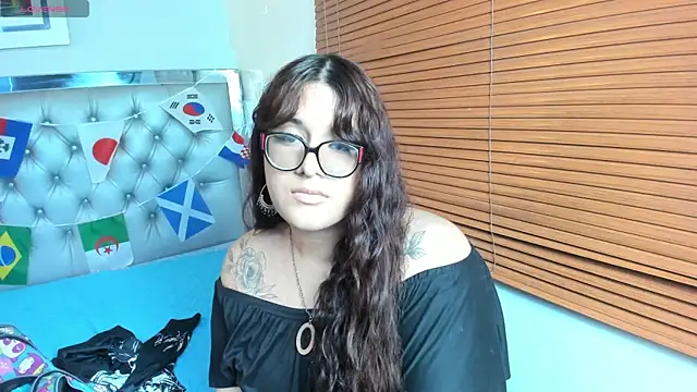 Snapshot of kathepickmanx chatting on 5, 7, 2026 kathepickmanx online show from 5, 7, 2026