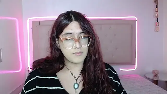 Snapshot of kathepickmanx chatting on 18, 10, 2025 kathepickmanx online show from 18, 10, 2025