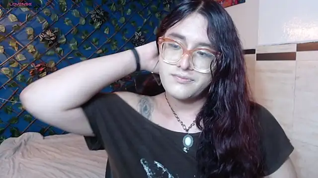 Snapshot of kathepickmanx chatting on 27, 11, 2025 kathepickmanx online show from 27, 11, 2025