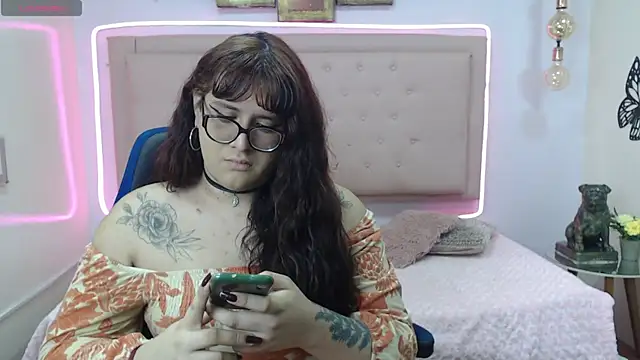 kathepickmanx online show from 18, 4, 2026