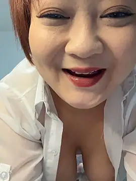 Hey-Cute online show from 6, 10, 2025