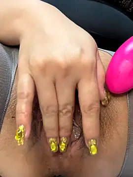 Hey-Cute online show from 3, 10, 2025