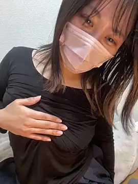 momo-love online show from 3, 2, 2025