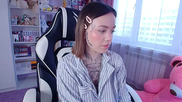 Catharsisi online show from 7, 3, 2025