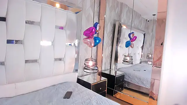 CatarinaMayer  online show from 3, 3, 2025