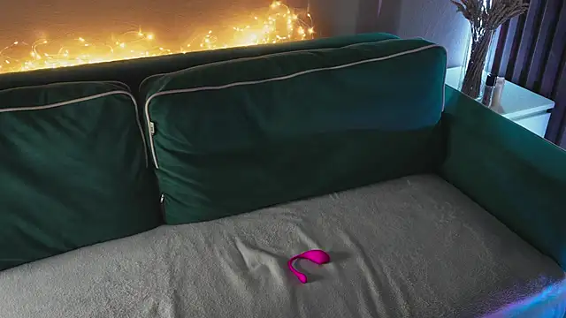 milasmiu online show from 18, 2, 2025