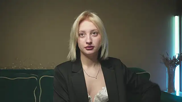 milasmiu online show from 2, 3, 2025