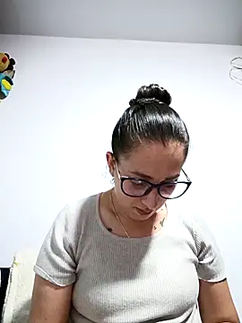 CHARLOTTE 1711 online show from 17, 1, 2026