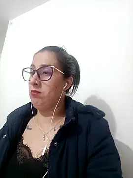 CHARLOTTE 1711 online show from 6, 3, 2025