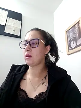 CHARLOTTE 1711 online show from 11, 3, 2025