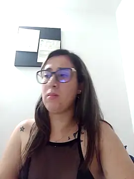 CHARLOTTE 1711 online show from 28, 2, 2025