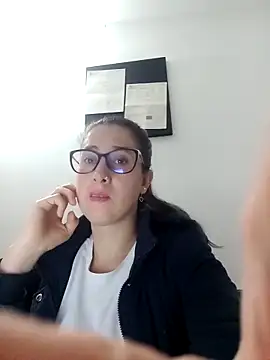 CHARLOTTE 1711 online show from 24, 2, 2025