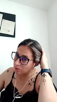 CHARLOTTE 1711 online show from 10, 2, 2025