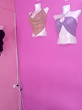 Snapshot of Melyy_Edii chatting on 14, 11, 2025 Melyy Edii online show from 14, 11, 2025