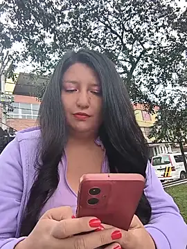 Melyy Edii online show from 12, 5, 2026