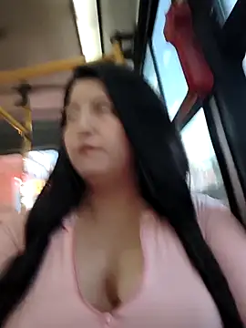 Melyy Edii online show from 5, 3, 2026