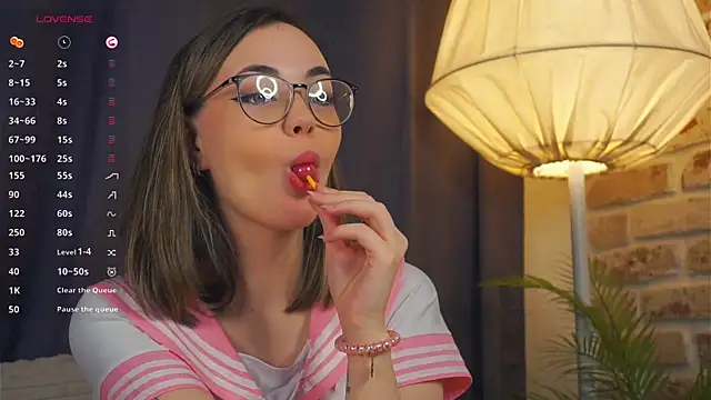 Snapshot of SunnCornfield chatting on 31, 1, 2025 SunnCornfield online show from 31, 1, 2025