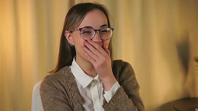 Snapshot of SunnCornfield chatting on 13, 1, 2025 SunnCornfield online show from 13, 1, 2025