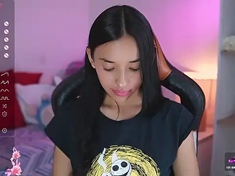 Hade collinss online show from 3, 3, 2025