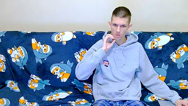 Snapshot of Lester_Broo chatting on 10, 10, 2025 Lester Broo online show from 10, 10, 2025