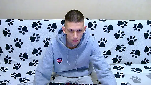 Lester Broo online show from 5, 4, 2026