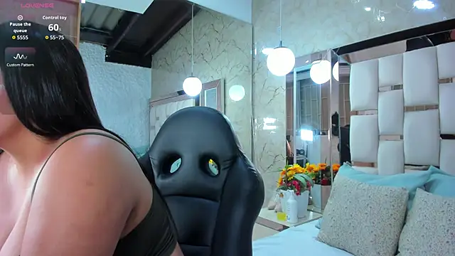 katleya lewiis online show from 24, 10, 2025