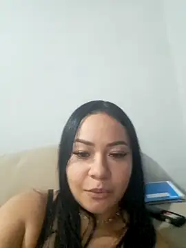 Novinhabonequinha3 online show from 15, 1, 2025