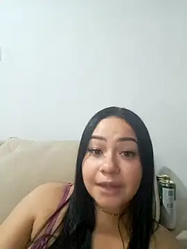 Novinhabonequinha3 online show from 26, 1, 2025