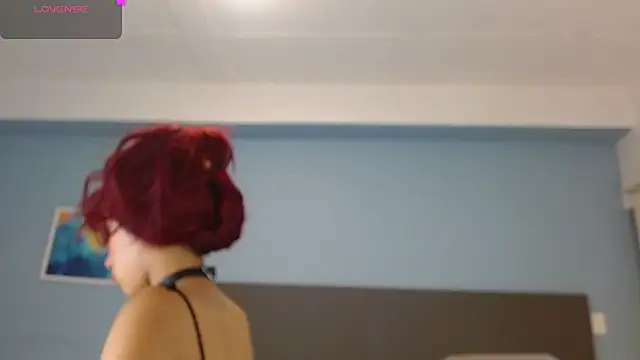 ilitzy cardona online show from 28, 10, 2025