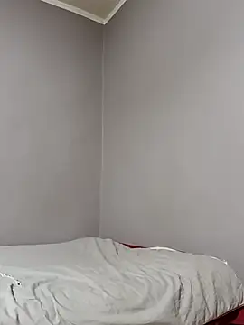 larzik94 online show from 10, 3, 2026