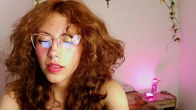 zoe ch  online show from 9, 9, 2025