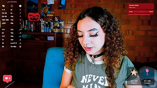 Annycolin  online show from 11, 11, 2025