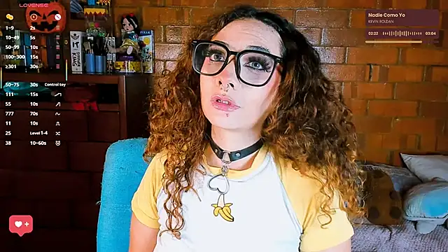 Annycolin  online show from 29, 10, 2025