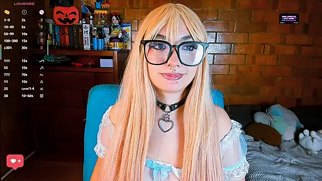 Annycolin  online show from 13, 11, 2025