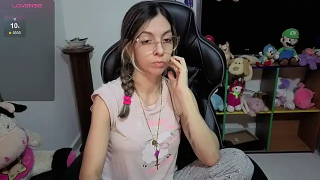 Princezzlove3 online show from 23, 10, 2025