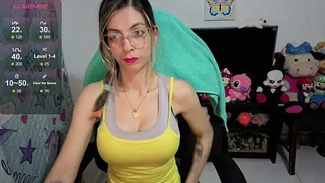 Princezzlove3 online show from 26, 9, 2025