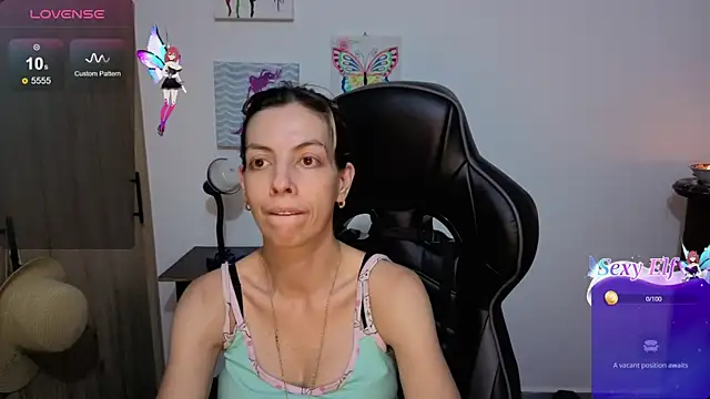 Snapshot of Princezzlove3 chatting on 27, 6, 2026 Princezzlove3 online show from 27, 6, 2026