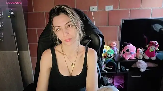 Princezzlove3 online show from 11, 10, 2025