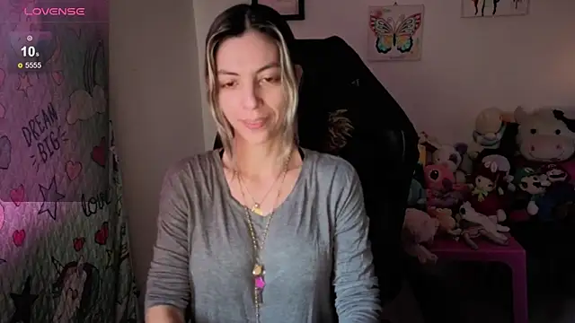 Princezzlove3 online show from 12, 9, 2025