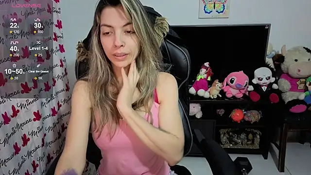 Princezzlove3 online show from 5, 10, 2025