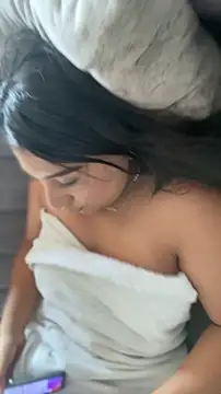 saraa franco  online show from 8, 11, 2025