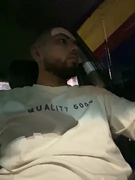 arturguy00 online show from 23, 2, 2026