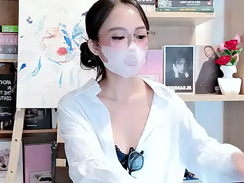 Lush-Office online show from 26, 10, 2025