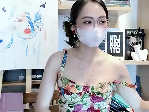 Lush-Office online show from 14, 10, 2025