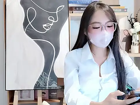 Lush-Office online show from 5, 12, 2025