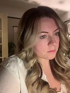 Snapshot of girlnextdoorjoelle chatting on 12, 1, 2025 girlnextdoorjoelle online show from 12, 1, 2025