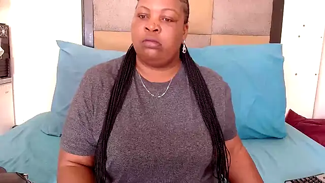 omalicha98 online show from 27, 10, 2025