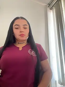 Natashawool1 online show from 1, 12, 2025